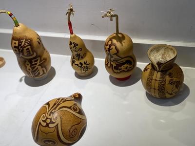 見(jiàn)證勞動(dòng)之美，這場(chǎng)集市熱鬧又暖心 文化藝術(shù)咨詢服務(wù)點(diǎn)亮生活